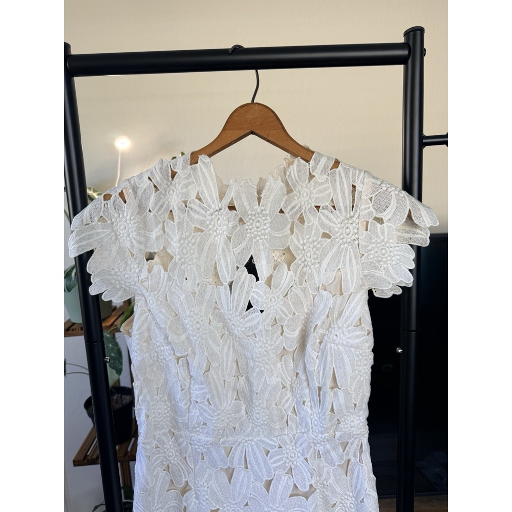 NWT Dolce Vita White Floral Lace Mini Dress Size Small Sheer Overlay Boho Chic - Picture 8 of 16